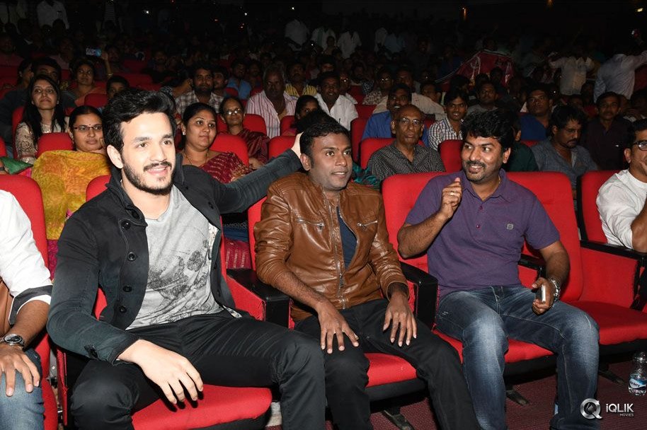 Aatadukundam-Raa-Movie-Audio-Function